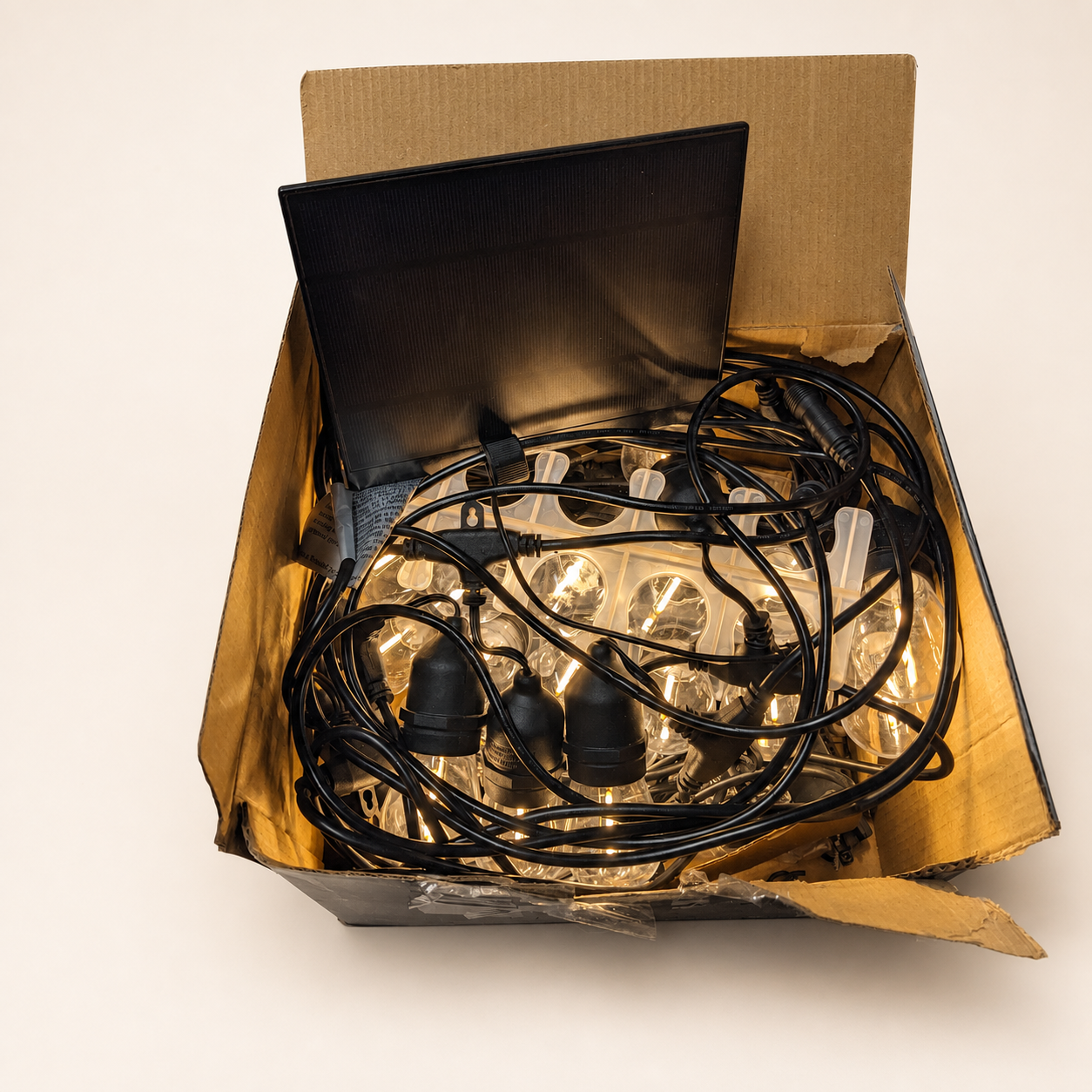 Artika Eclipse 40' Solar String Lights
